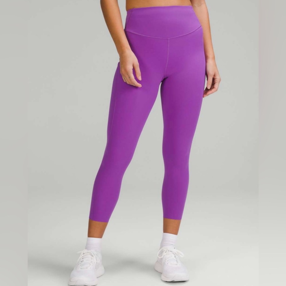 Lululemon Base Pace High-Rise Crop 23". Size 12. Moonlit Magenta